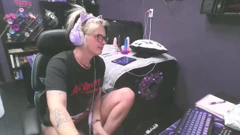 Oddy With A Body online show from 02-20-26, 08:05