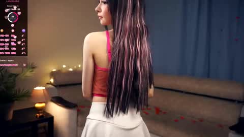 Snapshot of odellabowman chatting on 02-14-25, 07:02 Night Odella Bowman Julia online show from 02-14-25, 07:02