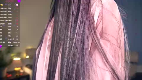 Snapshot of odellabowman chatting on 03-08-25, 06:47 Night Odella Bowman Julia online show from 03-08-25, 06:47