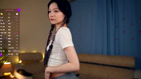 Snapshot of odellabowman chatting on 03-09-25, 06:43 Night Odella Bowman Julia online show from 03-09-25, 06:43