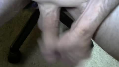 Snapshot of odentonman4fun chatting on 01-05-25, 04:47 odentonman4fun online show from 01-05-25, 04:47