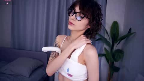 Thea online show from 09-18-25, 06:43