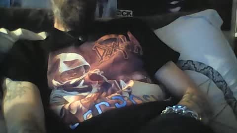 Snapshot of oedipe666 chatting on 07-06-26, 03:58 oedipe666cam online show from 07-06-26, 03:58