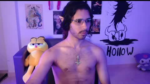 Snapshot of oezack__ chatting on 02-25-25, 04:57 Zack online show from 02-25-25, 04:57