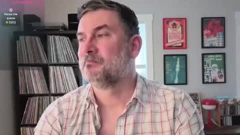 Snapshot of office_dad chatting on 12-17-25, 07:42 Office Dad online show from 12-17-25, 07:42