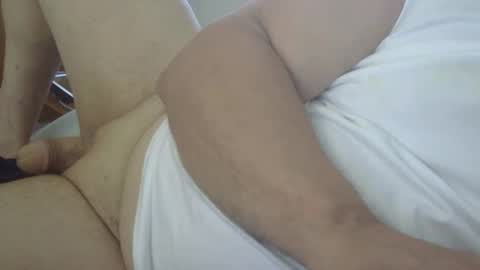 Snapshot of offsides10 chatting on 05-15-26, 06:37 WantsToTryACouple online show from 05-15-26, 06:37