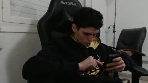 Snapshot of ofsolovicio chatting on 11-29-25, 01:30 ofsolovicio online show from 11-29-25, 01:30