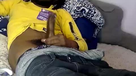 Snapshot of ogdigbick chatting on 12-19-24, 02:02 OGDigBick online show from 12-19-24, 02:02