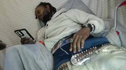 Snapshot of ogdigbick chatting on 03-07-25, 03:07 OGDigBick online show from 03-07-25, 03:07