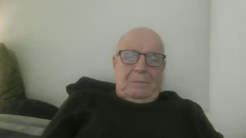 oggi95 online show from 11-26-25, 04:41