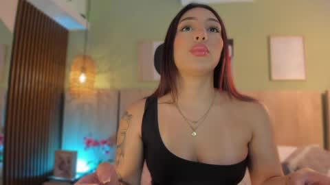 Holly online show from 05-05-26, 11:18