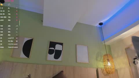 Holly online show from 07-06-26, 11:29