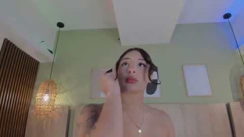 Holly online show from 07-25-26, 11:19