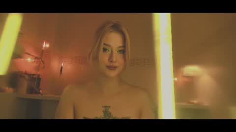 your dear Lilith Chapman online show from 06-20-26, 01:58