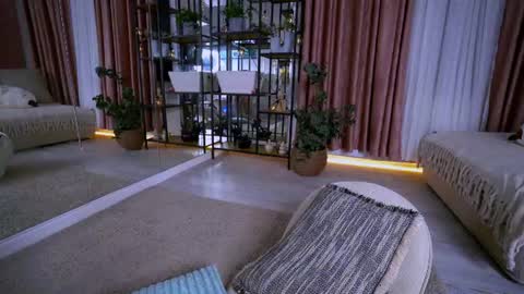 Snapshot of oh_m_god chatting on 07-14-26, 02:05 oh_m_god online show from 07-14-26, 02:05
