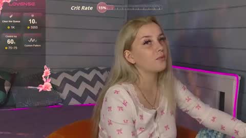 oh_my_julia online show from 09-19-25, 01:23