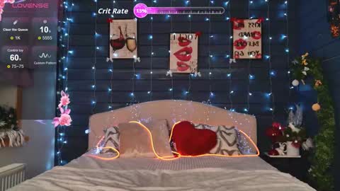 Snapshot of oh_my_julia chatting on 12-17-25, 10:27 oh_my_julia online show from 12-17-25, 10:27