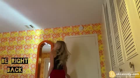 Snapshot of oh_ok_cassidy chatting on 12-20-24, 06:19 cassidy online show from 12-20-24, 06:19