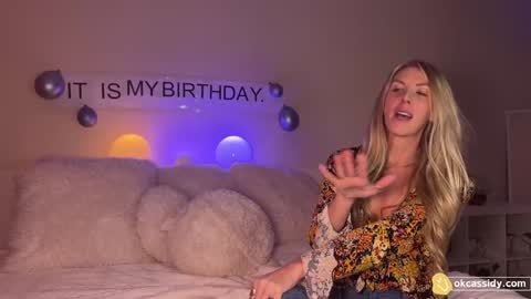 Snapshot of oh_ok_cassidy chatting on 01-17-25, 04:28 cassidy online show from 01-17-25, 04:28