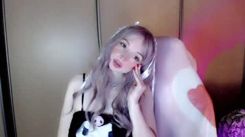 Milly online show from 05-18-26, 09:09