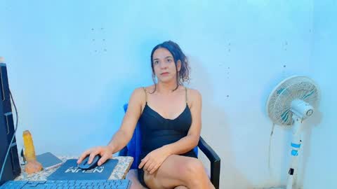 Snapshot of oh_tique chatting on 03-28-26, 03:44 LU online show from 03-28-26, 03:44