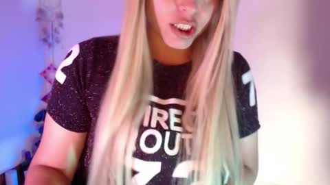 Snapshot of oh_xxxlt4 chatting on 03-02-25, 12:22 Oh xxxLt4 online show from 03-02-25, 12:22