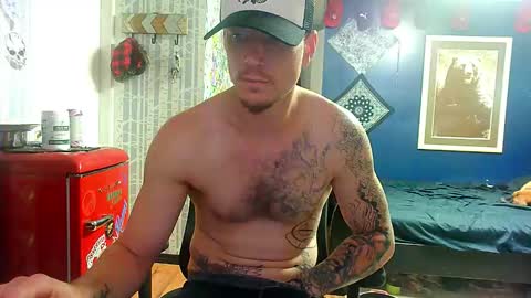 Snapshot of oh_you_know69 chatting on 10-24-25, 06:59 who dares toss me some tips lets have fun online show from 10-24-25, 06:59