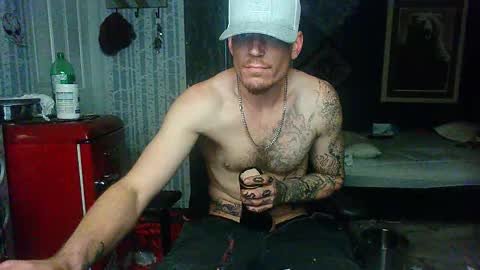 Snapshot of oh_you_know69 chatting on 10-27-25, 10:52 who dares toss me some tips lets have fun online show from 10-27-25, 10:52