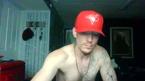 Snapshot of oh_you_know69 chatting on 11-16-25, 09:04 who dares toss me some tips lets have fun online show from 11-16-25, 09:04