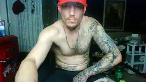 Snapshot of oh_you_know69 chatting on 12-01-25, 07:24 who dares toss me some tips lets have fun online show from 12-01-25, 07:24