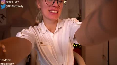 Kelly online show from 12-22-24, 01:01