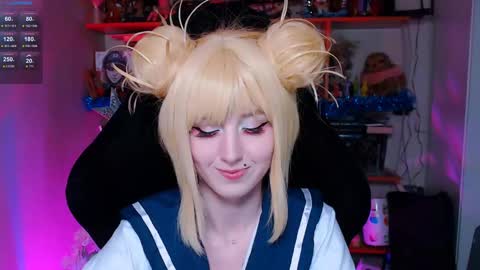 Snapshot of ohclementinee chatting on 12-17-24, 01:38 Clementine Clem online show from 12-17-24, 01:38