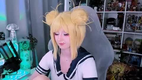 Clementine  Clem  online show from 05-10-26, 01:05