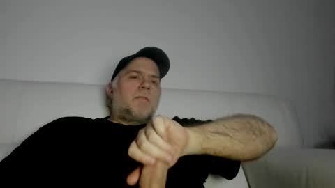 Snapshot of ohhhbillyyy chatting on 04-10-26, 11:53 Billy Bear online show from 04-10-26, 11:53