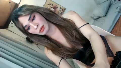 IM CHIE  DONT FORGET TO FOLLOW ME  MAKE ME SMILE HERE  THUMB UP FOR 25TOK  online show from 12-16-25, 01:16
