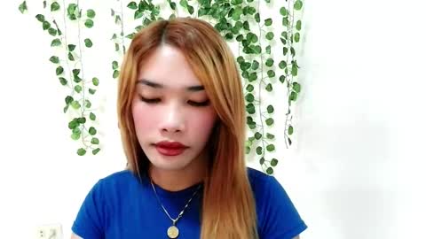 ohmyalessandraxcx online show from 11-17-25, 06:30