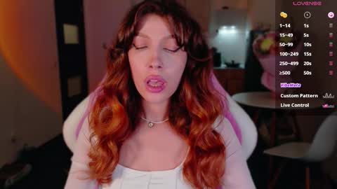 Snapshot of ohmymiami_ chatting on 03-12-26, 05:41 Light online show from 03-12-26, 05:41