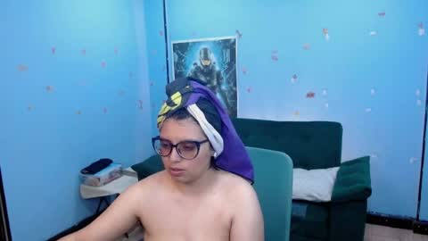 Snapshot of ohmysqueak chatting on 07-14-26, 02:05 ohmysqueak online show from 07-14-26, 02:05