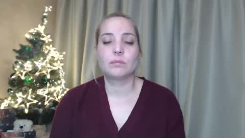 Snapshot of ohsweetmari chatting on 01-04-25, 04:32 Mari online show from 01-04-25, 04:32