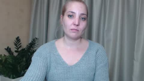 Snapshot of ohsweetmari chatting on 01-10-25, 06:06 Mari online show from 01-10-25, 06:06