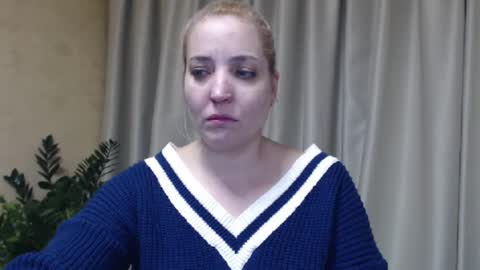 Snapshot of ohsweetmari chatting on 02-07-25, 07:38 Mari online show from 02-07-25, 07:38