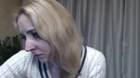 Mari online show from 04-07-26, 02:50