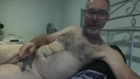 Snapshot of oiledcouple1 chatting on 09-12-25, 09:53 oiledcouple1 online show from 09-12-25, 09:53