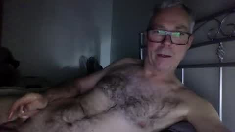 Snapshot of oiledcouple1 chatting on 09-15-25, 11:21 oiledcouple1 online show from 09-15-25, 11:21