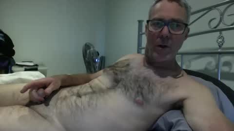 Snapshot of oiledcouple1 chatting on 09-18-25, 09:55 oiledcouple1 online show from 09-18-25, 09:55