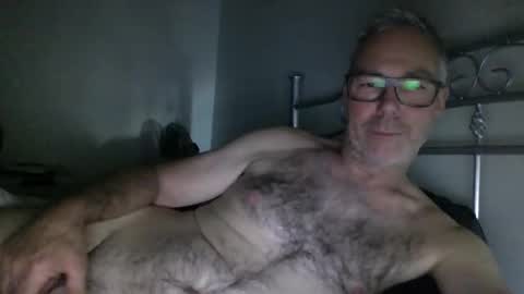 Snapshot of oiledcouple1 chatting on 09-21-25, 09:44 oiledcouple1 online show from 09-21-25, 09:44