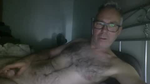 Snapshot of oiledcouple1 chatting on 09-26-25, 02:43 oiledcouple1 online show from 09-26-25, 02:43