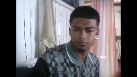 Snapshot of ojos_claross chatting on 12-22-25, 12:46 ojos_claross online show from 12-22-25, 12:46