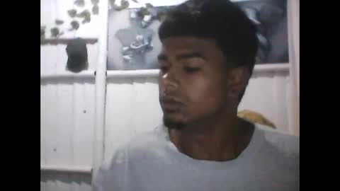 Snapshot of ojos_claross chatting on 04-15-26, 10:11 ojos_claross online show from 04-15-26, 10:11