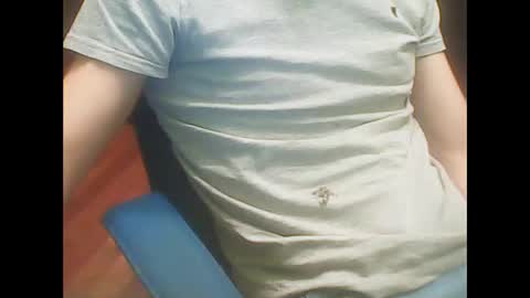 Snapshot of ojosverdess30 chatting on 12-15-25, 09:19 ojosverdess30 online show from 12-15-25, 09:19